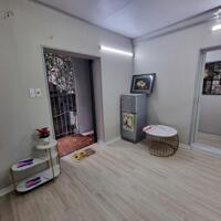 Bán nhà tập thể tầng 2 Hồng Mai 40m2 nhà đẹp 2 phòng ngủ ở ngay 2.55 tỷ