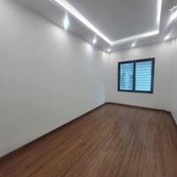 Bán nhà tập thể tầng 2 Hồng Mai 40m2 nhà đẹp 2 phòng ngủ ở ngay 2.55 tỷ