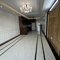 Phân Lô, Ô Tô Tránh, Gara, Thang Máy, Kinh Doanh Tại Kim Đồng, 12 Tỷ, 50M2,Mặt Tiền4.2M, Thông Sàn Đẹp