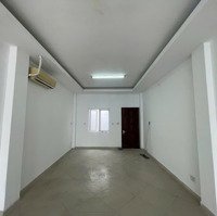 Chính Chủ Cho Thuê Văn Phòng 60M² Mặt Tiền Đường Nơ Trang Long Phù Hợp Công Ty Nhỏ, Start-Up
