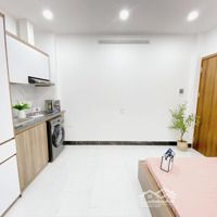 Chính Chủ Cho Thuê Studio Tại Lê Văn Lương, Full Đồ, Có Ban Công, Có Máy Giặt Riêng, Chỗ Để Xe Rộng