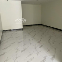Bán Nhà Hiếm Mặt Hồ Tai Trâu, Ngọc Lâm, 5T Kinh Doanh, Tháng Máy Oto Tránh 30M Ra Đường Hồng Tiến