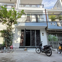Nhà Đường Cách Mạng Tháng 8,Diện Tích4X15M Trệt 2 Lầu, Có Sẵn Máy Lạnh. Nhà Mới Sạch Sẽ