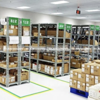 Mình Cần Cho Thuê Kho Q Bình Thạnh -Diện Tích180 M2 - Gác Kiên Cố 100M2 - Giá Bán 30 Triệu - Đường Xe Tải 5 Tấn