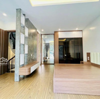 Bán Nhà Hoàng Mai, Lô Góc 35M 5 Tầng Xây Mới, Ô Tô Vào Nhà, Mặt Tiền Thoáng Rộng, Full Nội Thất