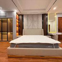 Bán Toà Apartment 9 Tầng (1 Hầm) Trịnh Công Sơn, 166M2, View Hồ Tây, Dòng Tiền 200 Triệu/Tháng, 52.5 Tỷ