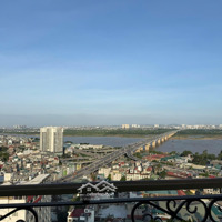 Em Cần Tìm Khách Thuê Cho Căn Hộ Giá 11 Triệu/Tháng 2 Mặt View Tại Cc Hòa Bình Green City