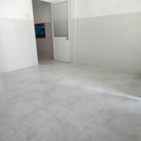 Giáp Sân Bay, Tân Bình, 50m2 (4,2m X 12m), p2, xe hơi đỗ cổng, g.i.á 5.9T TL