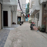 Bán Nhà 5 Tầng Thang Máy Phố Lạc Long Quân Ngõ Ô Tô Diện Tích 50M.