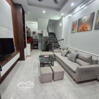 Gấp! Bán Nhà Phố Chính Kinh Diện Tích: 30M * 5 Tầng Giá Chỉ 6Tỷ, Nhà Đẹp Ở Ngay Tặng Full Nội Thất