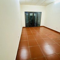 Cho Thuê Nhà 2 Mặt Thoáng, Mới Cải Tạo, Khu Vĩnh Phúc, Ba Đình, Hà Nội