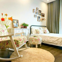 Chính Chủ Bán Căn Hộ Studio - 25.1M2 - Giá Bán 2,1 Tỷ Full Nội Thất Toà The Tonkin Cao Cấp Nhất Vhsmc