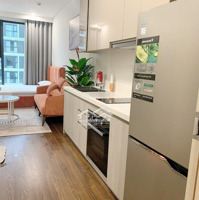 Tôi Bán Gấp Căn 1 Phòng Ngủ+ 46M2, 2.7 Tỷ Bao Phí, Tầng Đẹp, Full Đồ Đầu Tư Hơn 250 Triệu Sẵn Sổ (Dttt 42.8M2)