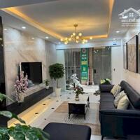 Bán Gấp Nhà Phân Lô Xuân La, Tây Hồ 38m² – Thang Máy – Ô Tô – Cực Đẹp Giá Chỉ 11.7 Tỷ