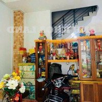 Gấp! Nhà 2 Tầng Sát Phạm Văn Đồng, Kiên Cố Ở Ngay, Phù Hợp Gia Đình Trẻ, Pháp Lý Chuẩn