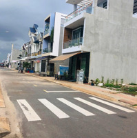 Hàng Chuẩn F0 1Tỉ800 95M2 Sổ Sẵn Công Chứng Liền, Phải Kcn Trái 3 Trường Học, Đối Diện Bv, Sát Ql1A