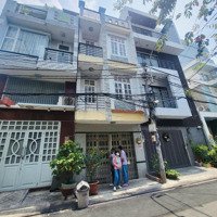 Cho Thuê Nhà Quận 7 (3 Tầng Có 4 Phòng Ngủ+ 3Wc) Giá 15 Triệu/Th. Zalo 0902.550.515