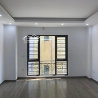 Đông Tác, 10M Ra Phố , Ô Tô Đỗ, Nhà Mới Xây, Lô Góc, Thang Máy, Full Đồ Ở Cực Sướng, 39M2*5T
