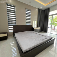 Chính Chủ Cần Bán Gấp Biệt Thự Ecolakes 300M², Full Nội Thất Giá Chỉ 5.8 Tỷ!