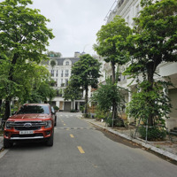 Chính Chủ Cho Thuê Biệt Thự 200M2, Hoàn Thiện Văn Phòng, Louis City. Giá Tốt Nhất. Liên Hệ: 0936.399.629