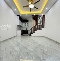 Bán Nhà Vĩnh Hưng 33M X 5T +5,6 Tỷ - Ô Tô 10M- Nhà Mới - Gần Phố