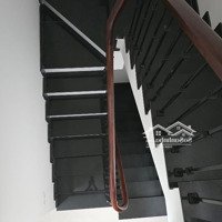 Bán Tòa Nhà 6 Tầng Lô Góc Võng Thị - Hồ Tây Vài Bước Chân - Thang Máy Ôtô Đỗ Cửa Dòng Tiền Ổn Định