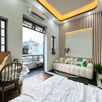 Siêu Phẩm 1 Phòng Ngủban Công, Tách Bếp, Full Nội Thất Ngay Trung Tâm Tân Bình