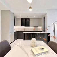 Chính Chủ Cho Thuê Gấp Chcc Richstar - Tân Phú. Diện Tích: 65M2, 2 Phòng Ngủ 2 Vệ Sinh Giá Bán 10 Triệu. Liên Hệ: 0938 366 725 Tuấn