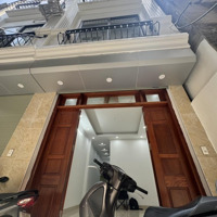 Ngõ To Thông - Gần Ôtô - Nhà Siêu Đẹp - Thang Máy - 40M2 - 5 Tầng - 3 Pn - Nhỉnh 8 Tỷ