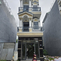 Nhà Rẻ: 3 Tỷ 600, 64M2 Nhà 1 Trệt 2 Lầu Kdc Gần Ngã Tư Miếu Ông Cù Tp. Thuận An