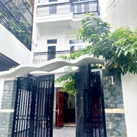 Cho Thuê Nhà Đẹp Phước Long 4 Phòng Ngủ Có Sân Giá Bán 22 Triệu/Tháng