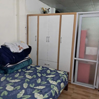 Bán Đất Tặng Nhà Cấp 4 Phố Ngô Quyền Hà Đông, Mặt Trước Thoáng Vĩnh Viễn