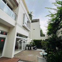 Bán 10Mx30M Đường Trường Sơn, Sân Bay Phường 2, Q.tân Bình, Có Sẵn Nhà 3 Lầu Sân Vườn