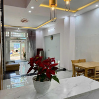 Siêu Hot Bán Nhà Mặt Phố Dương Trí Trạch, 8,9 Tỷ, 75M2, 3 Phòng Ngủ 4Wc