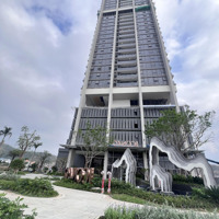 Bán Cắt Lỗ Căn Icon40 Studio View Biển Đông Nam Tầng Cao Giá Siêu Tốt. Liên Hệ 0949240558