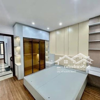 Bán Nhà Phan Đình Giót - 40M2 - Ô Tô Đỗ Cửa - Nở Hậu - 8.X Tỷ