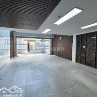 Cho Thuê Nhà Phố Ốp Kính Nguyễn Thiện Thuật Phường 1 Quận 3