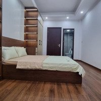 Tây Hồ - Phân Khúc 7 Tỷ - Phân Lô, Đường Thông Ôtô Tránh Dừng Đỗ Ngày Đêm - Nhà Đẹp Ở Ngay 35M2