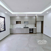 Nguyễn Khánh Toàn, Tòa Vp 93M2*8T,Mặt Tiềnhoa Hậu, 2 Thoáng, Thông Sàn, Gara 3 Ôtô, Kd Đỉnh 34.5 Tỷ