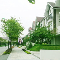 Chính Chủ Bán Gấp Biệt Thự Đơn Lập Ciputra Tây Hồ 318M2 Xây 3Tầng, 1Hầm, Đường 21M, Sổ Đỏ Cất Két