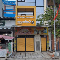 Cho Thuê Nhà Mặt Tiền Đường D4, Ngang 5 Dài 20 + 2 Phù Hợp Làm Spa, Cafe