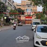Cho Thuê Nhà Mặt Tiền Đường D4, Ngang 5 Dài 20 + 2 Phù Hợp Làm Spa, Cafe