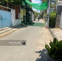 Nhà Lầu Trệt - Sổ Hoàn Công. Diện Tích: 106M2, (4X 26.5M). Đường Nhựa 5M Thông. Cách Ql 1K Chỉ 100M