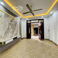 Hạ Đình- Nhà Lô Góc -Ngõ Thông -Kinh Doanh-Sân Trước Nhà Siêu Rộng 30M2 X5 Tầng 3 Pn