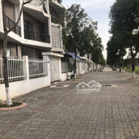Bán Nhà Liền Kề Kđt Nam 32 Thị Trấn Trạm Trôi 78M2 View Công Viên Giá 10.X Tỷ - Đã Hoàn Thiện