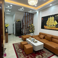 Bán Nhà:măt Ngõ Long Biên .Đường Cổ Linh, 6,7 Tỷ, 35 M2, 3 Phòng Ngủ 4 Vệ Sinh Giá Cực Chất Ko Qua Trung Gian.