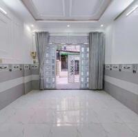 Nhà lầu trục chính hẻm 11 Nguyễn Văn Linh, gần Bệnh viện đa khoa Trung Ương