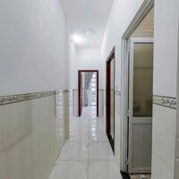 Nhà lầu trục chính hẻm 11 Nguyễn Văn Linh, gần Bệnh viện đa khoa Trung Ương