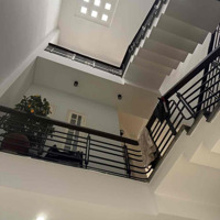 Siêu Phẩm Hiếm Nhà 2 Tầng Mặt Tiền Đường 7,5M- Sát Cầu Sông Hàn -Khu Vip Dân Trí Cao Chỉ 8,58 Tỷ