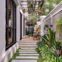 Bán Cắt Lỗ San Hô 65M2 Gần Hồ Tạo Sóng Và Quảng Trường Kinh Đô Ánh Sáng
